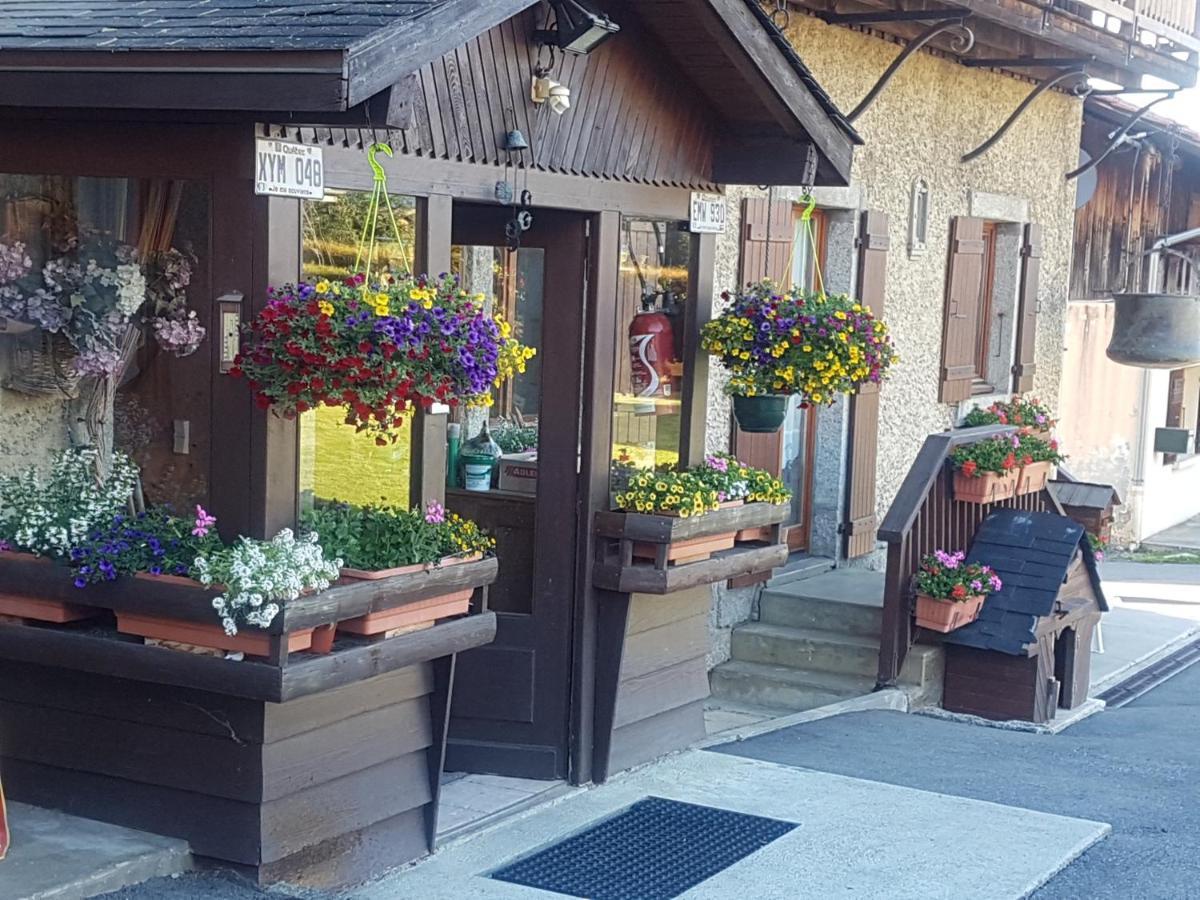 La Ferme Du Mont-Blanc Bed and Breakfast Combloux Buitenkant foto