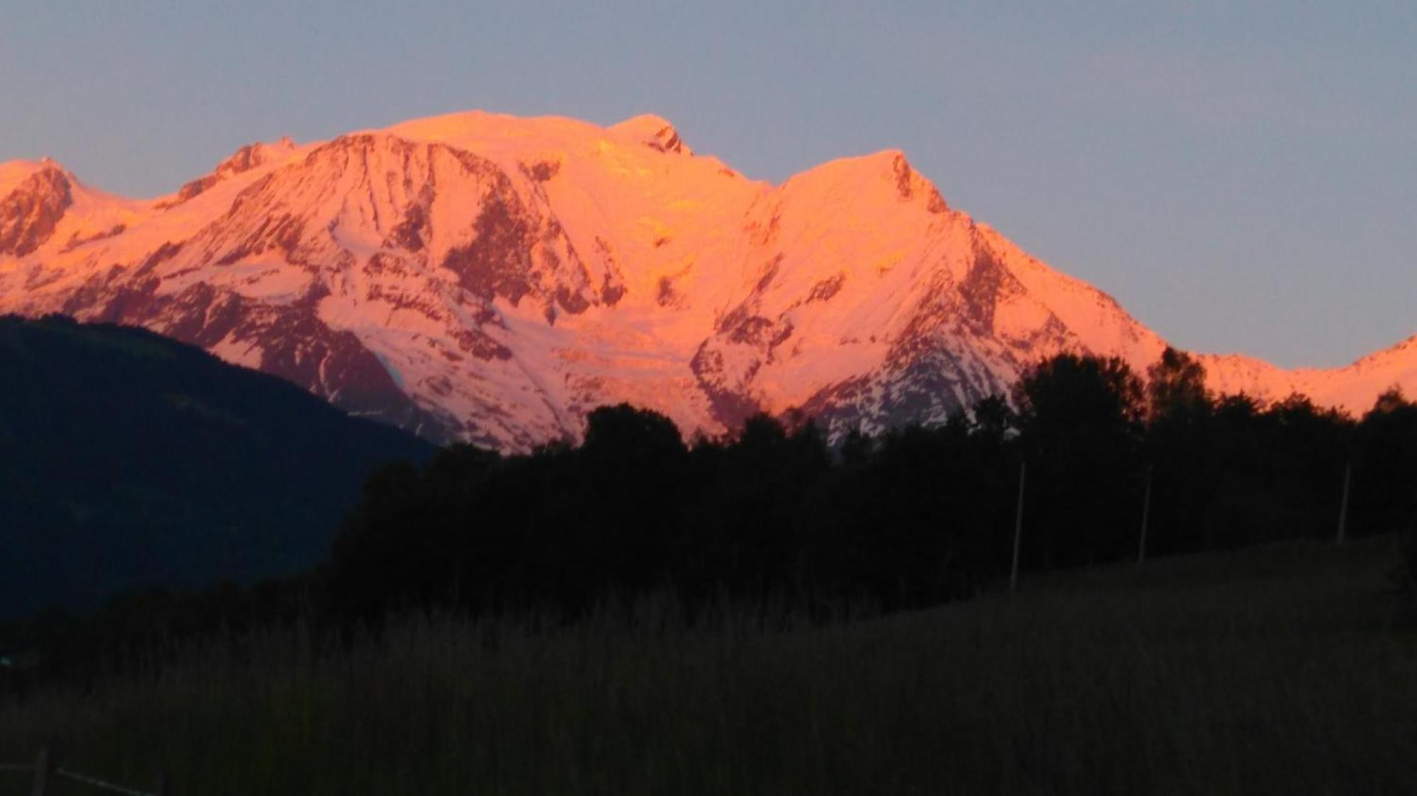 La Ferme Du Mont-Blanc Bed and Breakfast Combloux Buitenkant foto
